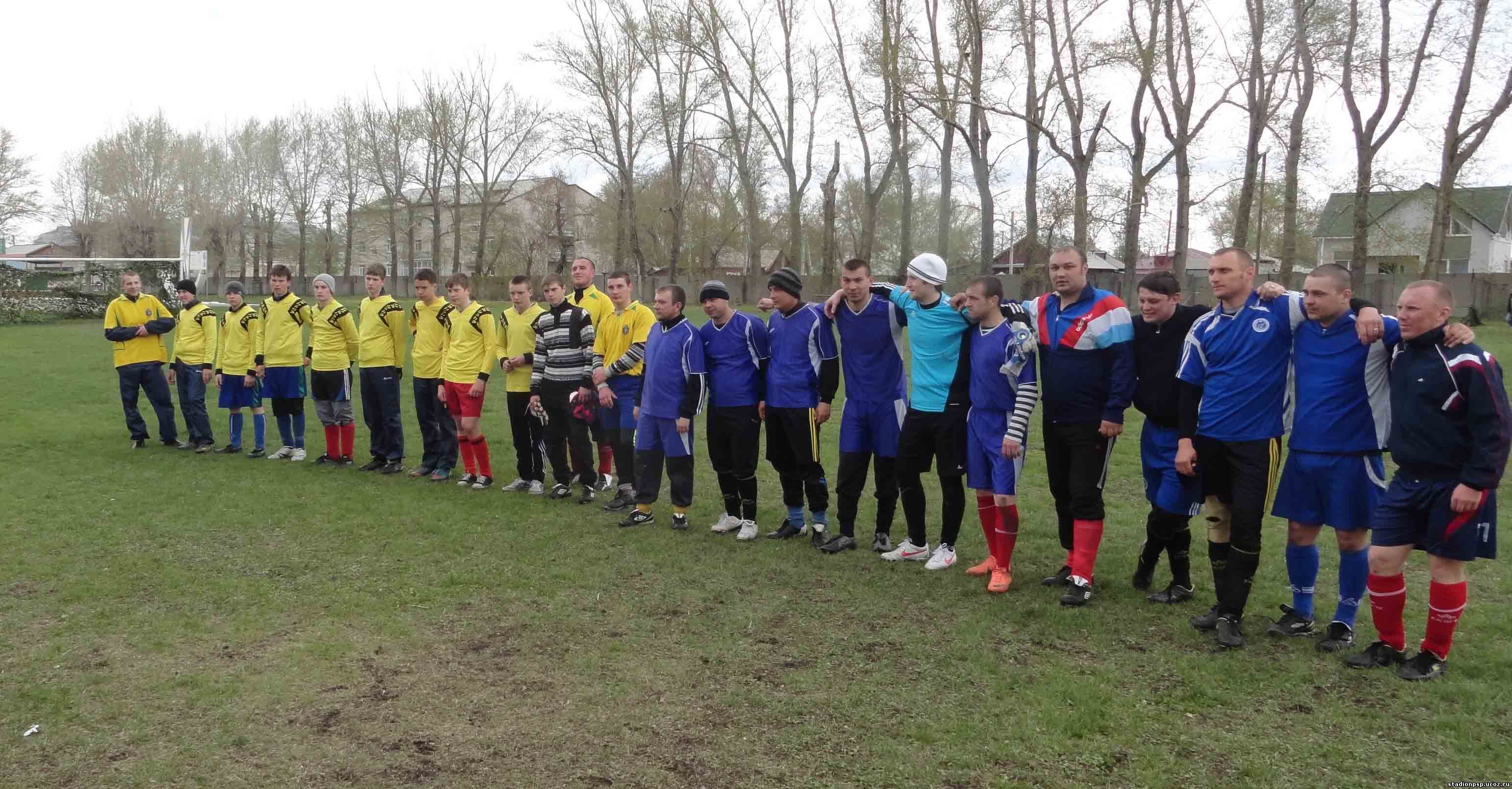 Команда ДСУ -на переднем плане победители турнира открытия сезона